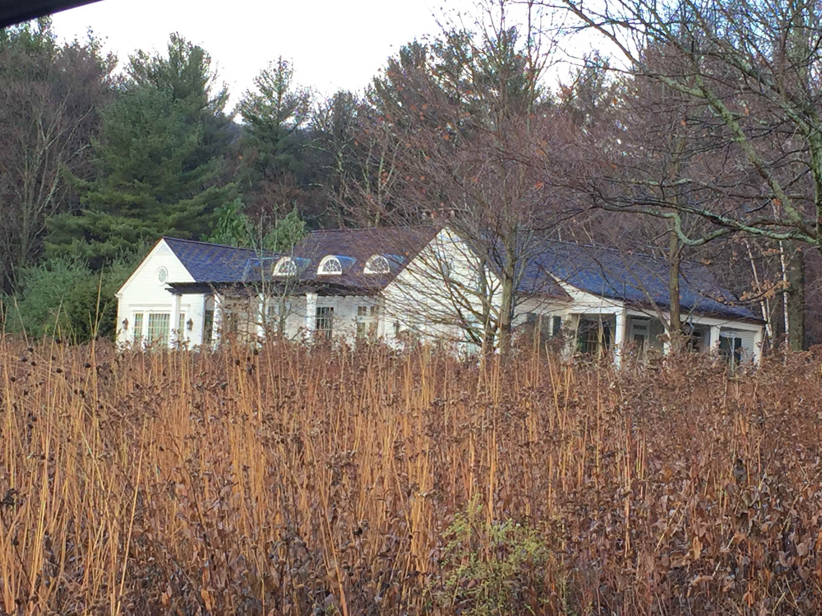 Building photograph for 101 SELLECK HILL ROAD